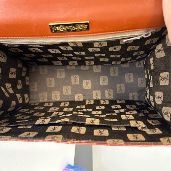 Yves Saint Laurent Vintage Classic Bag - Picture 11 of 16